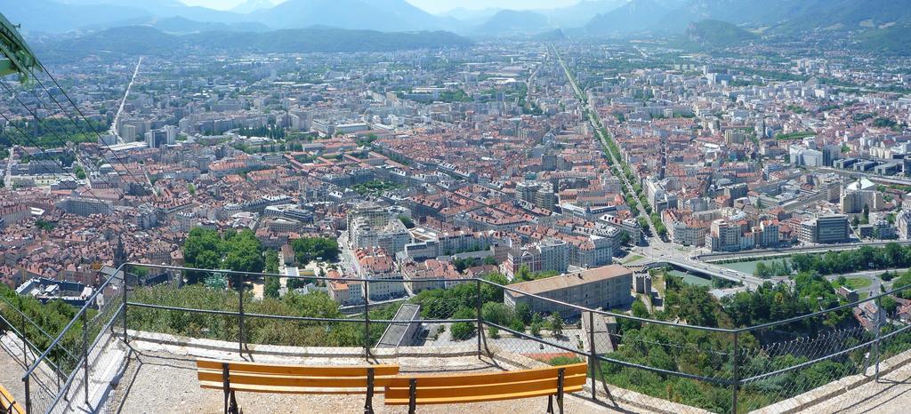 Greet Hotel Grenoble Centre Gare Екстер'єр фото